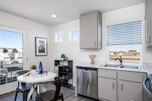 3545 Valleywood Ct, Johnstown, CO 80534 - Photo 2