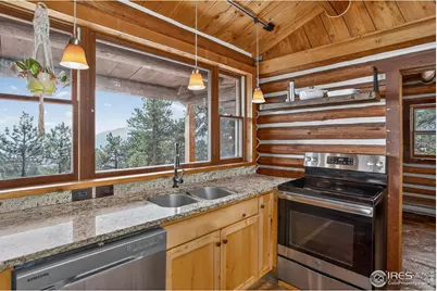 1327 Weaver Dr, Boulder, CO 80302 - Photo 10