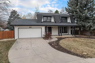 3207 Greenwood Ct, Fort Collins, CO 80525 - Photo 2