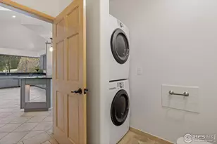 11042 N St Vrain Dr, Lyons, CO 80540 - Photo 12