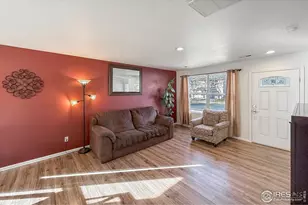 10688 Butte Dr, Longmont, CO 80504 - Photo 8