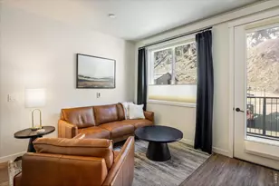 2121 Hummingbird Wy, Georgetown, CO 80444 - Photo 1