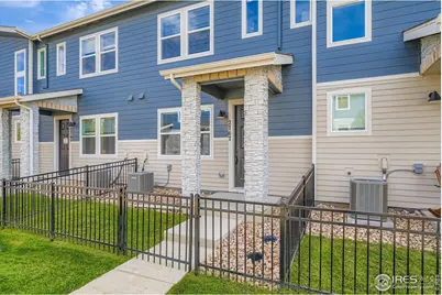 2785 Bear Springs Cir, Longmont, CO 80503 - Photo 1