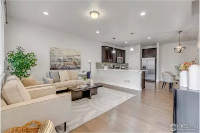 709 Robert St, Longmont, CO 80503 - Photo 2