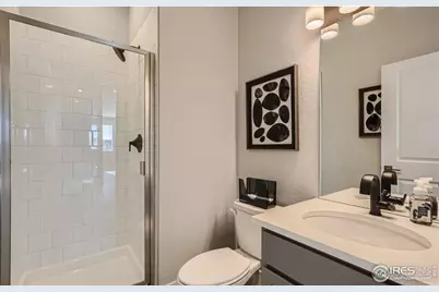 304 Geneva St, Aurora, CO 80010 - Photo 30