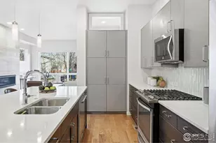 912 Confidence Dr, Longmont, CO 80504 - Photo 18