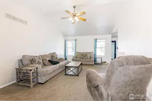 3218 Grenache St, Evans, CO 80634 - Photo 8