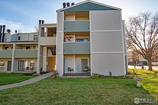 512 E Monroe Dr, Fort Collins, CO 80525 - Photo 2