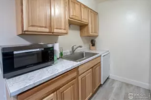 512 E Monroe Dr, Fort Collins, CO 80525 - Photo 10