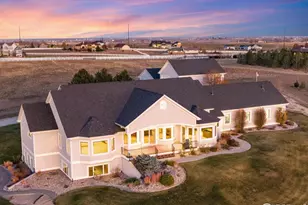 39828 Hilltop Cir, Severance, CO 80610 - Photo 4