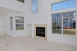 1419 Red Mountain Dr, Longmont, CO 80504 - Photo 8