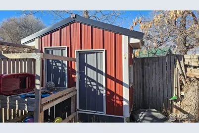 804 Warren St, Weldona, CO 80653 - Photo 18