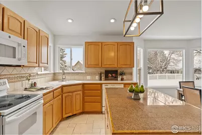 2241 Woody Creek Cir, Loveland, CO 80538 - Photo 10