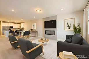 2856 Bear Springs Circle, Longmont, CO 80503 - Photo 2