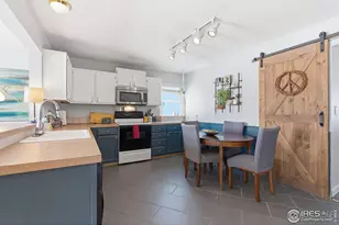 2431 Mountain View Dr, Loveland, CO 80538 - Photo 8