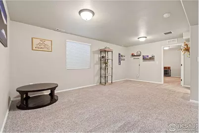 902 Maplebrook Dr, Windsor, CO 80550 - Photo 30