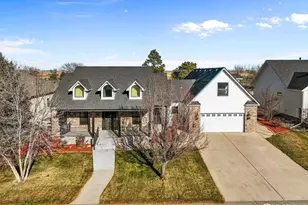 455 Peregrine Point, Eaton, CO 80615 - Photo 2