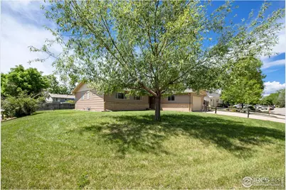 315 Indiana Ave, Berthoud, CO 80513 - Photo 2