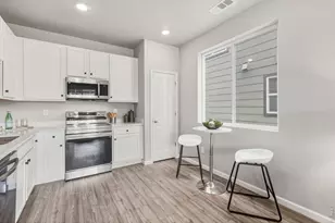 1488 Coral Pl, Longmont, CO 80504 - Photo 4