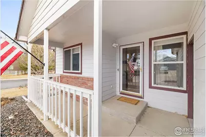 808 Kaitlyn Cir, Loveland, CO 80537 - Photo 2