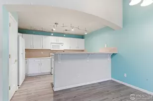 1404 Whitehall Dr, Longmont, CO 80504 - Photo 6