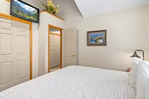 525 Fall River Ln, Estes Park, CO 80517 - Photo 30