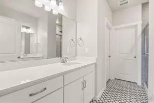 4185 N Park Dr, Loveland, CO 80538 - Photo 8