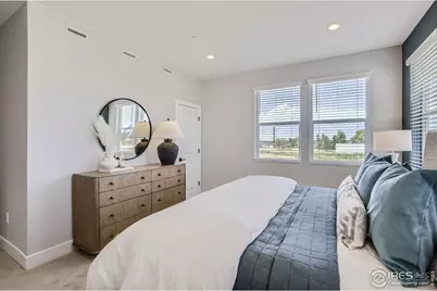 2801 Bear Springs Cir, Longmont, CO 80503 - Photo 14