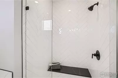 2801 Bear Springs Cir, Longmont, CO 80503 - Photo 16