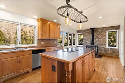 31 Kings Canyon Rd, Bellvue, CO 80512 - Photo 10