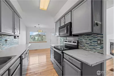 546 Ridgeview Dr, Louisville, CO 80027 - Photo 4