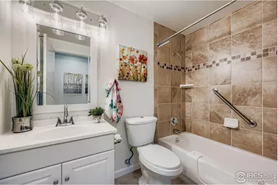 727 Hubbard Dr, Longmont, CO 80504 - Photo 10