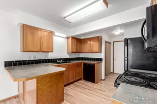 1004 Winona Cir, Loveland, CO 80537 - Photo 6