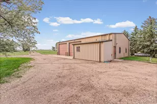 40510 County Road 29, Ault, CO 80610 - Photo 32