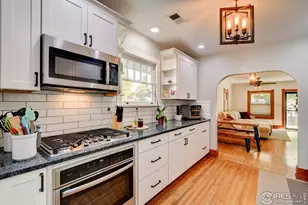 315 W 8th St, Loveland, CO 80537 - Photo 12
