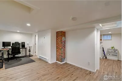 315 W 8th St, Loveland, CO 80537 - Photo 26