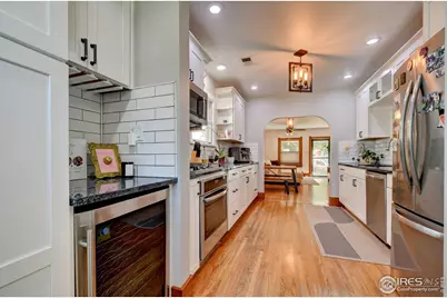 315 W 8th St, Loveland, CO 80537 - Photo 14