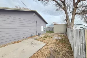 213 Jefferson St, Sterling, CO 80751 - Photo 16