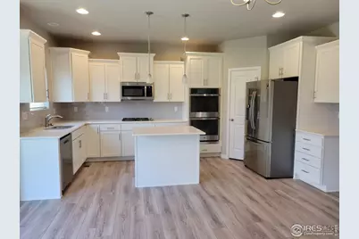 5621 Segundo Dr, Loveland, CO 80538 - Photo 8