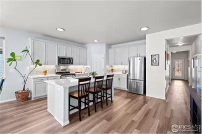 46 Sugar Beet Cir, Longmont, CO 80501 - Photo 2