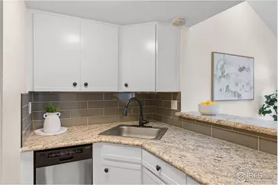 284 S Taft Ct, Louisville, CO 80027 - Photo 22