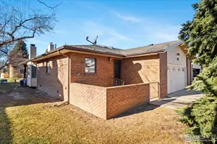 903 Conifer Ct, Windsor, CO 80550 - Photo 4