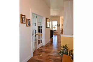 2078 Vineyard Dr, Windsor, CO 80550 - Photo 4