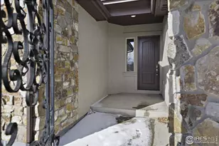 2078 Vineyard Dr, Windsor, CO 80550 - Photo 4