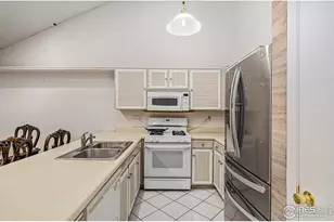 19695 E Hamilton Pl, Aurora, CO 80013 - Photo 6