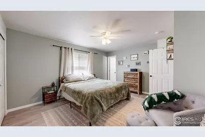 366 Sunmountain Dr, Loveland, CO 80538 - Photo 6