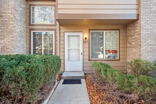 867 Summer Dr, Littleton, CO 80126 - Photo 2