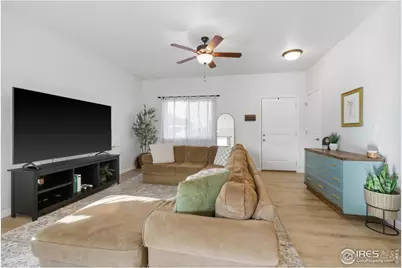 882 S Carriage Dr, Milliken, CO 80543 - Photo 6