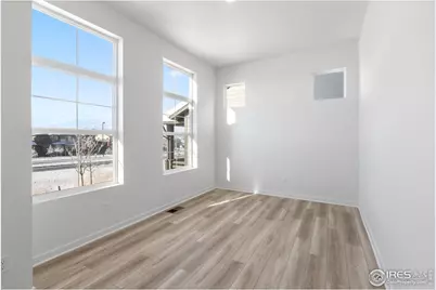 6390 Elk Pass Ln, Loveland, CO 80538 - Photo 8