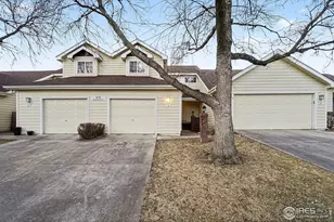 918 Richmond Dr, Fort Collins, CO 80526 - Photo 2